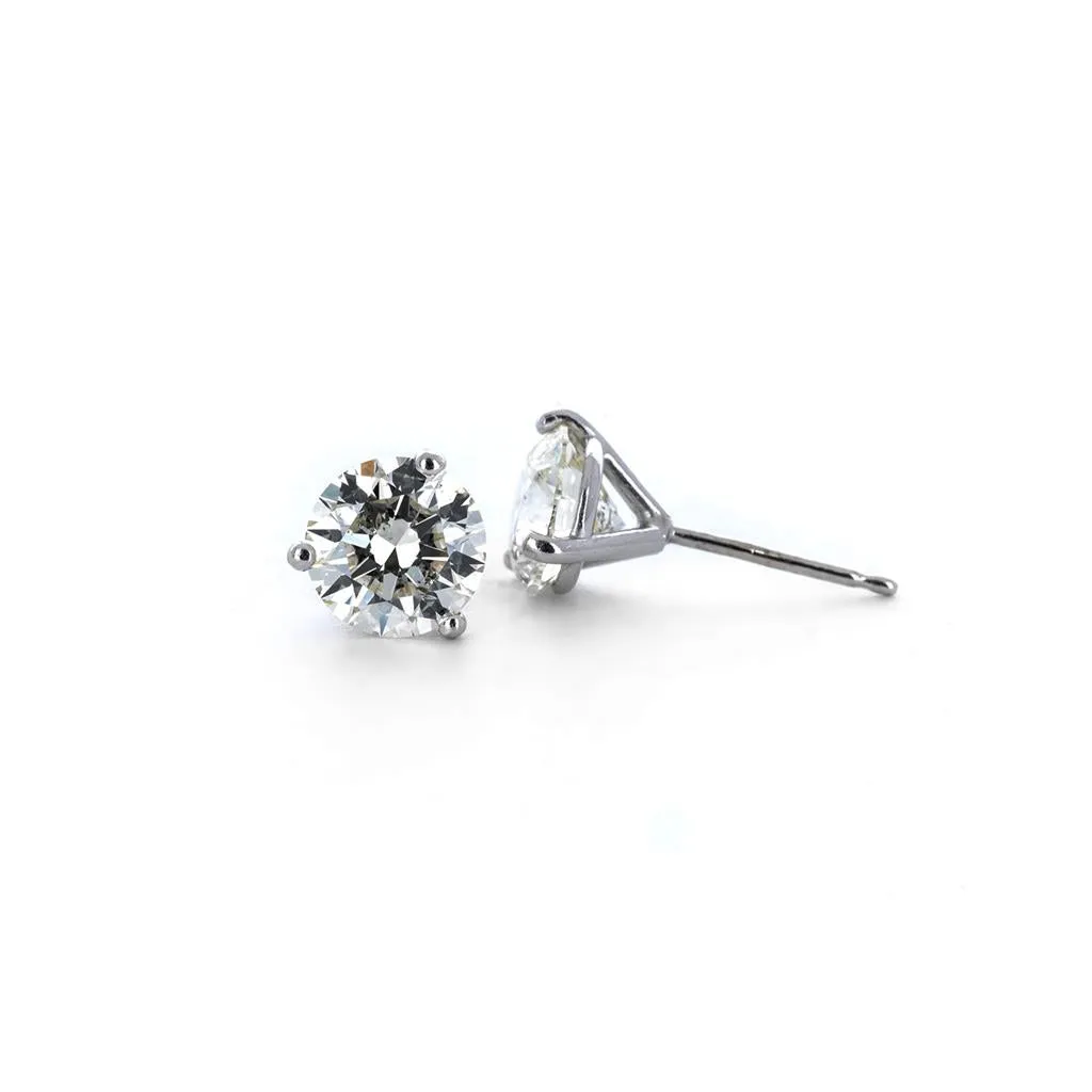 0.73ctw Round Diamond Stud Earrings - White Gold