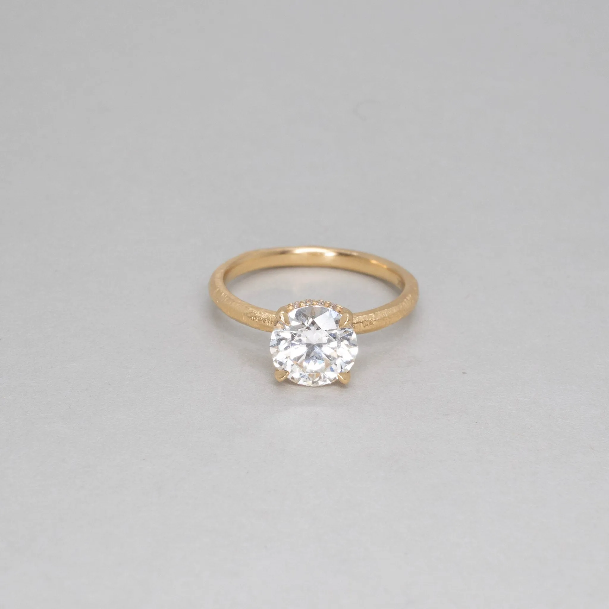 18K Hoyt with Pave 2.01CT Round Lab Grown Diamond