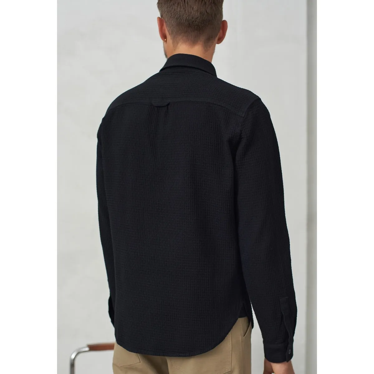 About Companions Ken shirt eco crepe black