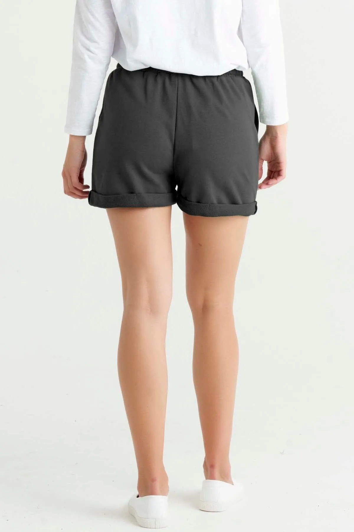 Betty Basics Trixie Shorts in Gunmetal