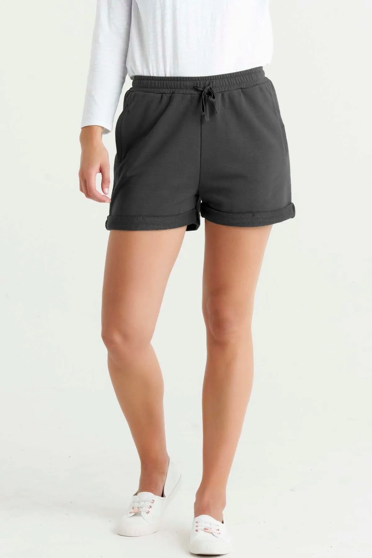 Betty Basics Trixie Shorts in Gunmetal