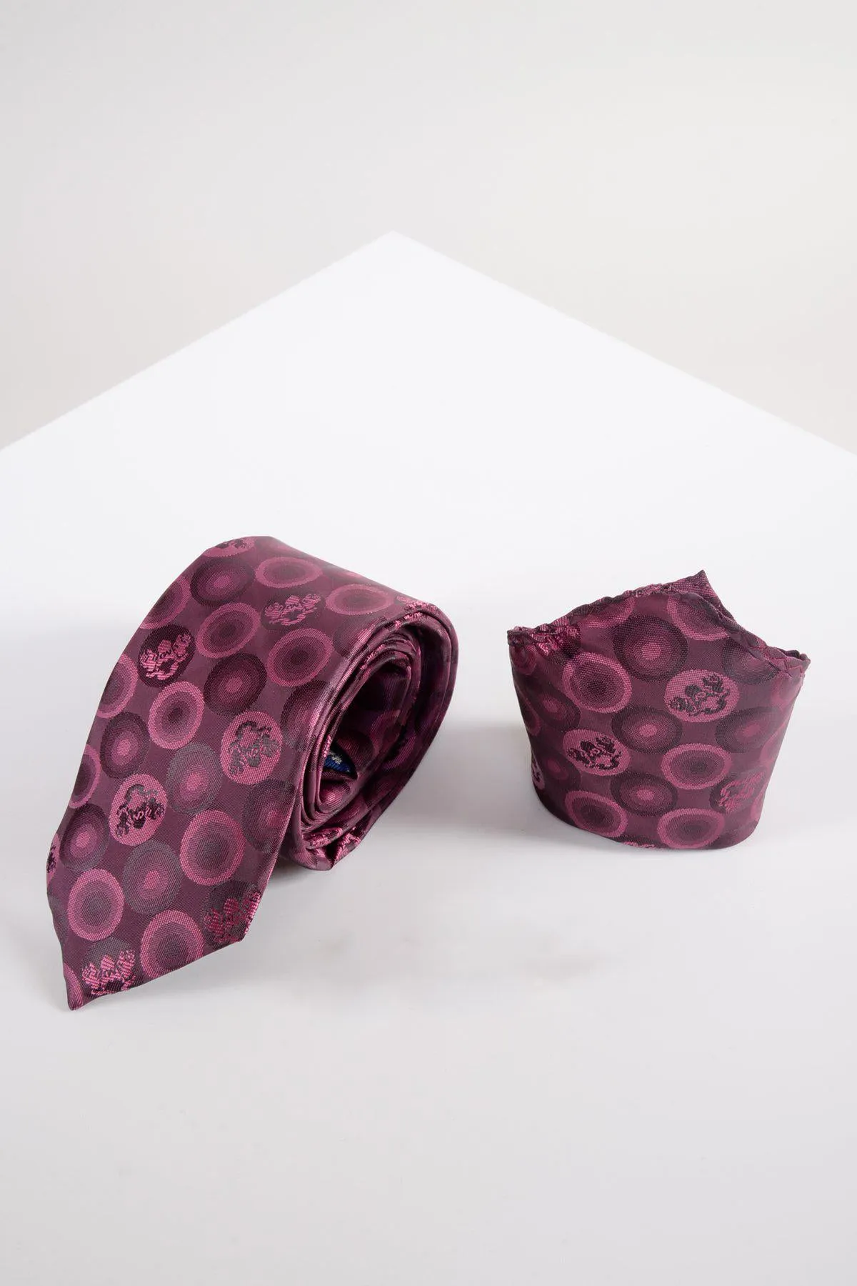 BUBBLES - Berry Bubble Circle Print Tie and Pocket Square Set