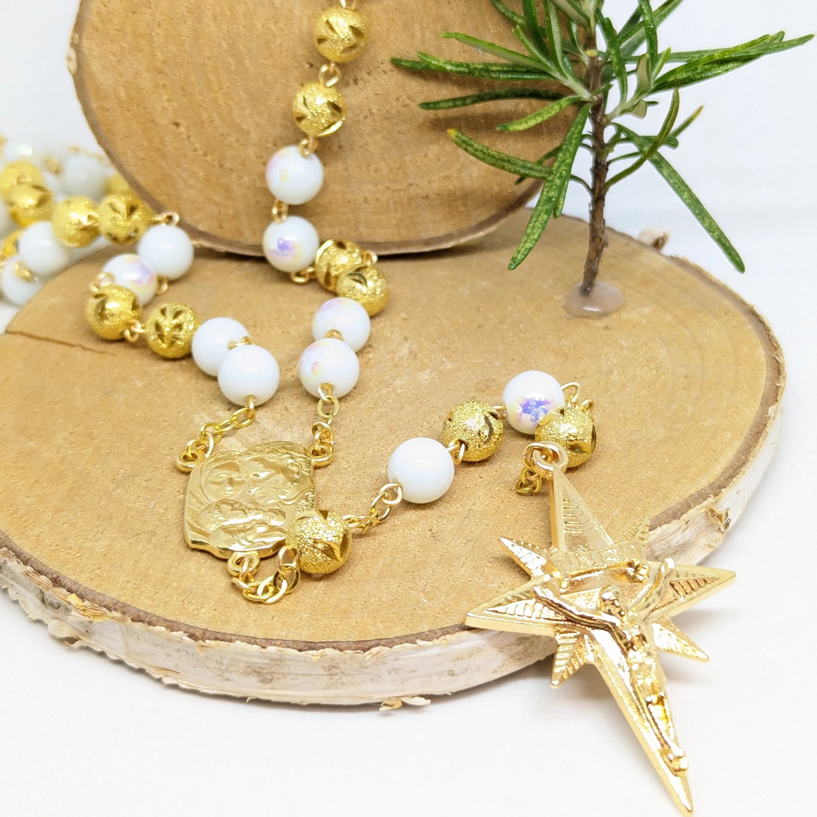 Christmas Rosary - Golden Holy Family