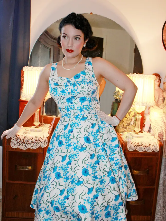 Fans Look of 1950s Vintage Sleeveless Floral Pattern A-Line Dress