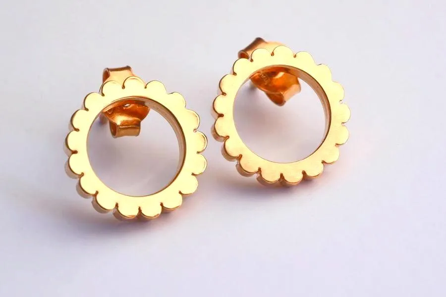 INGRANAGGI Stud Earrings