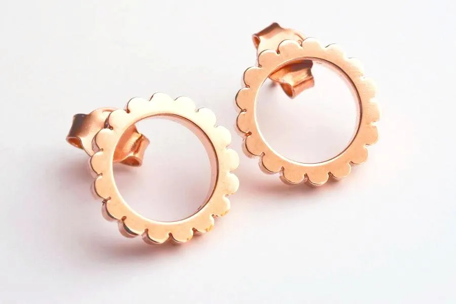 INGRANAGGI Stud Earrings