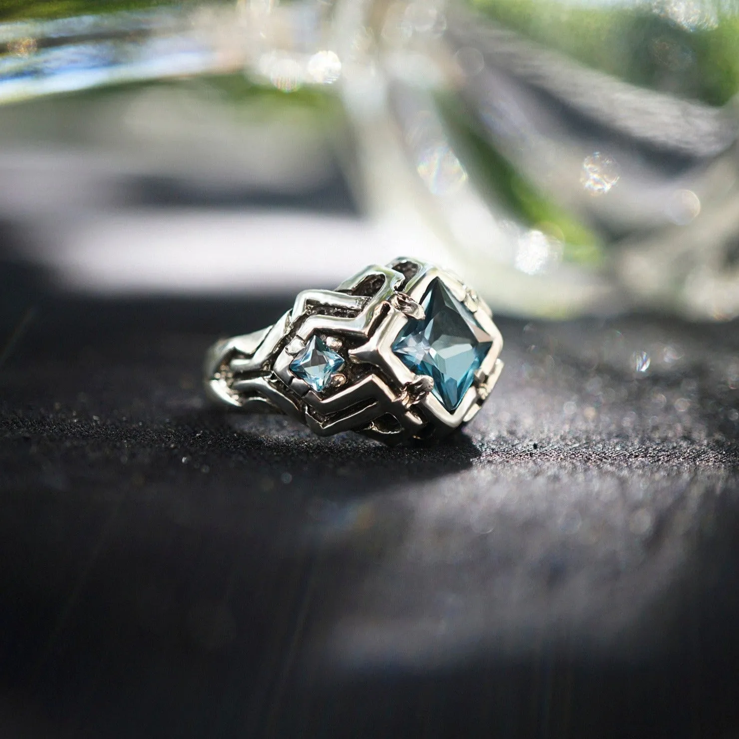 London Blue Topaz ring UNA