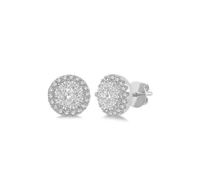 Round Diamond Stud Earrings In White Gold