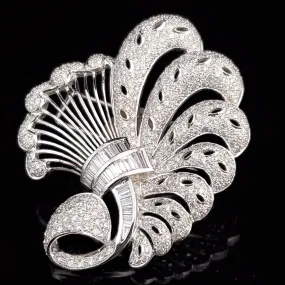 The Garland - 1950s Vintage Diamond 18k Gold Oversized Brooch